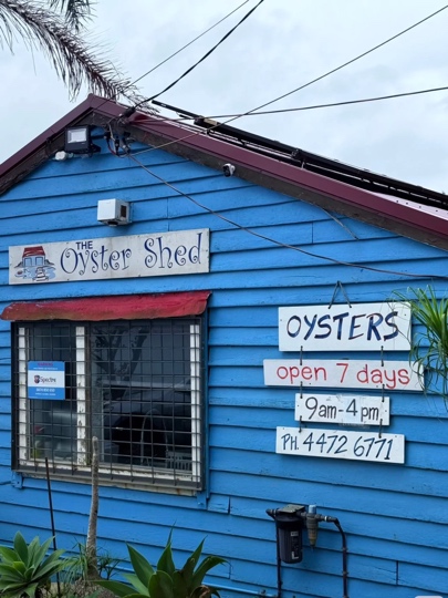 Batemans Bay 海边的 Oyster Shed