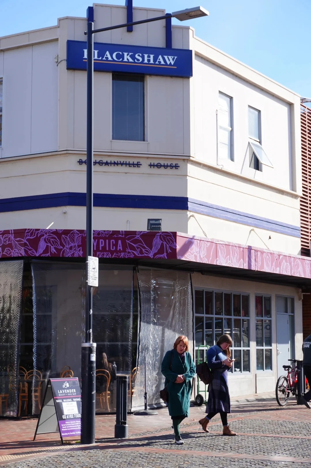 Manuka 街角的 TYPICA Cafe
